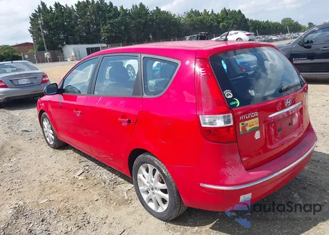 2009 Hyundai Elantra Touring z USA, uszkodzony, nr VIN KMHDC86E89U039897